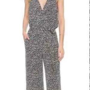 Tory Burch Printed Jumpsuit with Fitted Waist and V-Neckline
